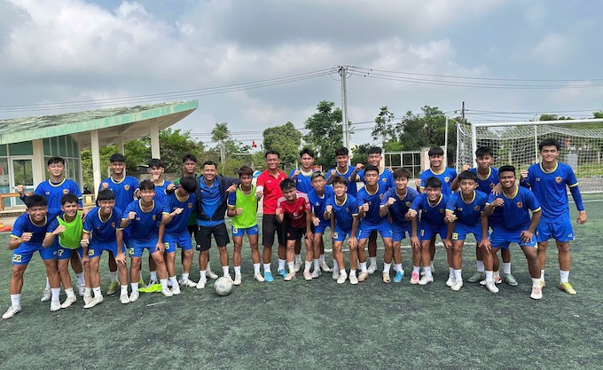 Khó Khăn Trong Việc Đào Tạo Cầu Thủ Mới